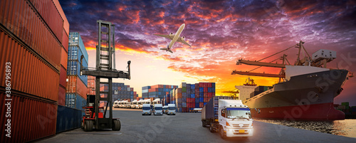 Fotomural Industrial Container Cargo freight ship for Logistic Import Export concept, Cont