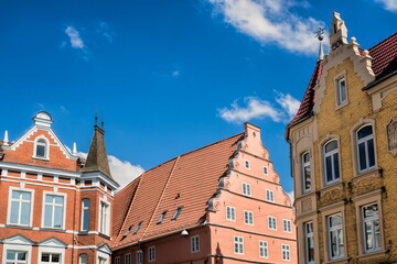 Poster - güstrow, deutschland - alte häuser am marktplatz