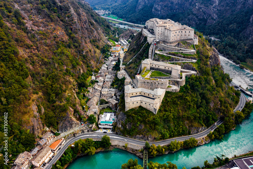 Cuadros en Lienzo Forte di Bard Aosta Italy Avengers Age of Ultron Castle