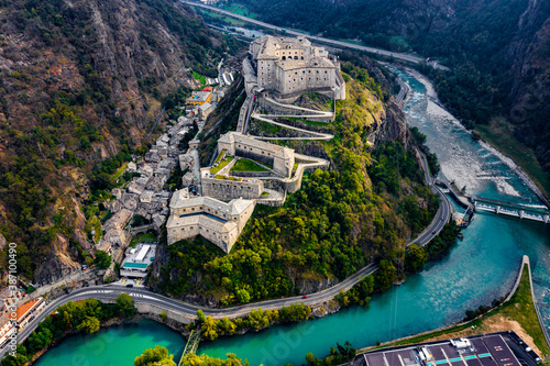 Obraz Forte Di Bard Aosta Italy Avengers Age Of Ultron Castle Fototapeta Na Sciane Bajeczneobrazy Pl Obraz Forte Di Bard Aosta Italy Avengers Age Of Ultron Castle Fototapeta Na Sciane Bajeczneobrazy Pl