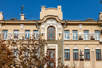 Wall Mural - Moscow, Russia, August 11, 2020. The architectural ensemble of the historic district of the city. Fragment of facade