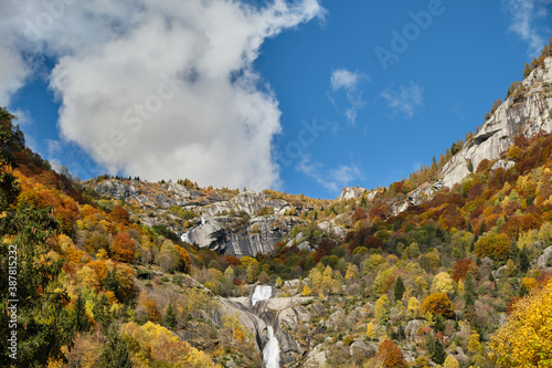 Fotomural waterfall in the Mountain lake in Val di Mello, Val Masino , Italy - lombardy