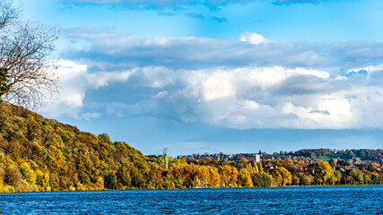 Wall Mural - Herbst Panorama am Baldeneysee Essen