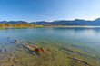 Der Forggensee im Landkreis Ostallgäu mit den Allgäuer Alpen im Hintergrund