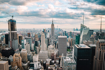 Gorgeous view of the New York city skyline on a beautiful sunny day