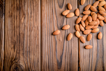 Canvas Print - Pile of almond nuts