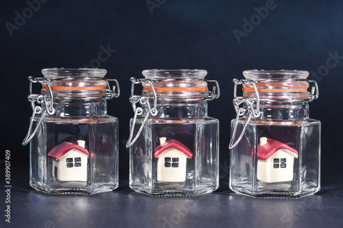 Fotomural maison logement immobilier habitation construction isolement confinement deconfi