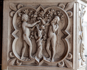 Adam and Eve/ Detail of the facade of the Sainte Chapelle