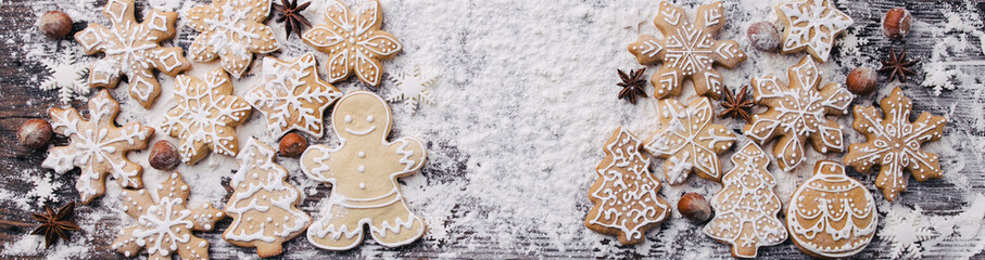 Wall Mural - Christmas banner with gingerbread cookies