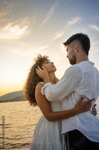Fotografía Young attractive caucasian bearded man with modern haircut holds his black Hispa