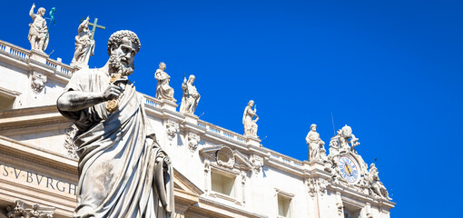 Wall Mural - Saint Peter statue in front of Saint Peter Cathedral - Rome, Italy - Vatican City