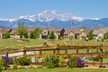 Longmont Golf Course Housing - Front Range Golf Course Near Longmont, Overlooking Fourteener Long's Peak In Boulder County, Colorado