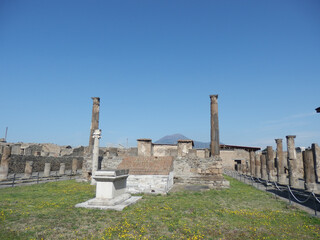 Sticker - Ruin with columns under clear sky in Pompeii Italy