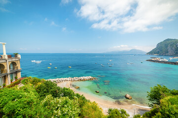 Wall Mural - Turquoise sea on a sunny day in Capri island