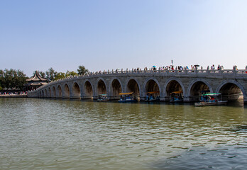 Wall Mural - Pont sur le lac de Kunming à Pékin, Chine