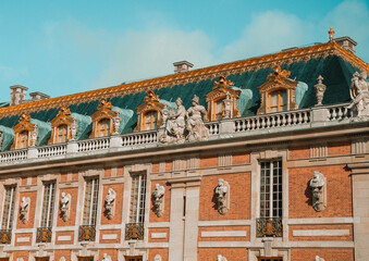 Canvas Print - PARIS, FRANCE - Nov 02, 2020: Beautiful landscape shot of the amazing architectural sites of Paris