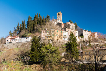 Wall Mural - Panoramic view of Macerata Feltria, small town in the Pesaro-Urbino province (Marche, Italy)