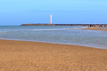 Poster - Le radar du port d'Ostende à l'horizon