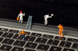 © Lina Taravella - Macrophotographie: nettoyage d'ordinateur portable