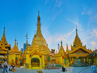 Canvas Print - The beauty of Sule Paya, Yangon, Myanmar