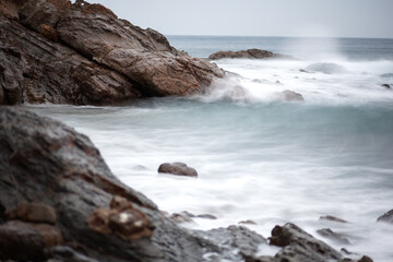 Canvas Print - waves crashing on rocks