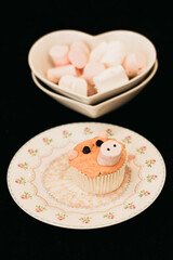 Wall Mural - pig cupcake and marshmallows 