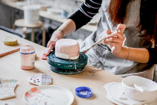 Workshop Production Of Ceramic Tableware Product Painting
