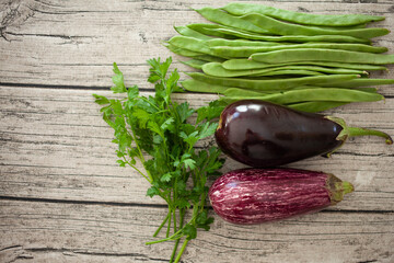 Zucchini, eggplant, peas, parsley, vitamins, vegetarianism.