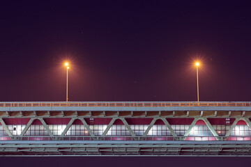 Night rapid transit bridge lighting