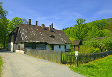 Valley Of The River Upa - Cottage Called „Stare Belidlo“ From 1797, Today Museum. National Cultural Landmark Ratiborice By Ceska Skalice, Czech Republic