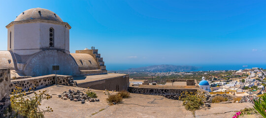 Wall Mural - A panorama view across the castle ruins in Pyrgos, Santorini in summertime