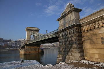 Wall Mural - View of the chain bridge and the Danube river in Budapest in winter. December, christmas, new year.