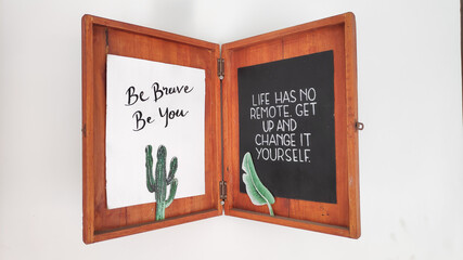 Motivational life quotes board