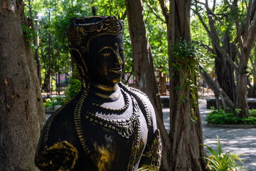 Sticker - statue of buddha