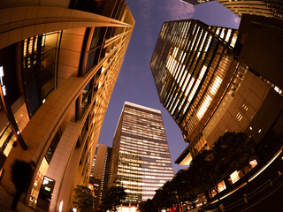 Fototapete - 東京都　大手町のオフィスビル街
