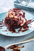 Bean Brownies With Ice Cream