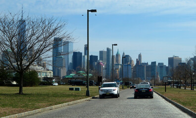 Wall Mural - Manhattan Skyline from Liberty State Park Playground in NewJersey, New York City