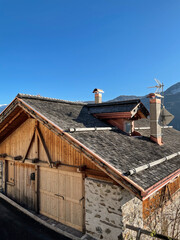 Wall Mural - baita legno maso chalet trentino casa montagna casa in legno 