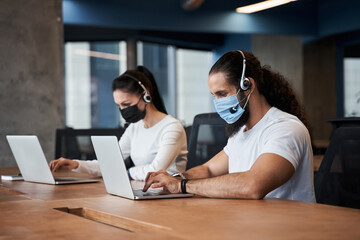 Sticker - Man and women wearing protective masks