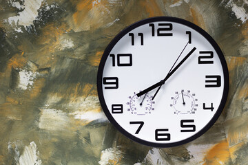 Poster - wall clock at colorful paintes texture