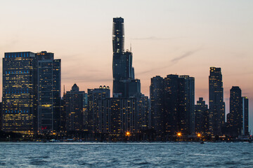 Fototapete - Beautiful Chicago skyscrapers at evening