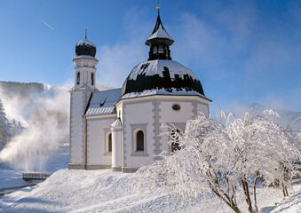 Church in Seefeld in winter 