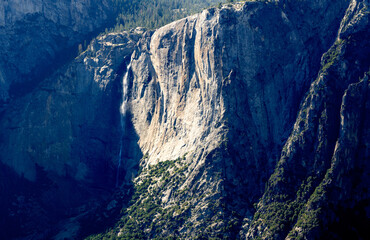  Yosemite Falls