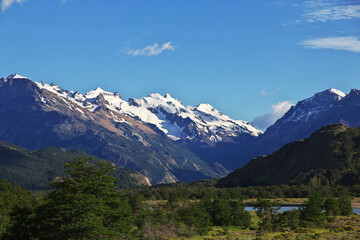 Canvas Print - The view on mountains, El Chalten village in Patagonia, Argentina