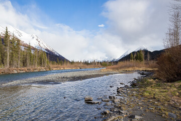 Poster - Alaskan landscape with mountains, river and trees