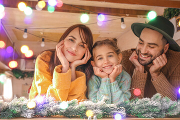 Sticker - Happy family in motorhome on Christmas eve