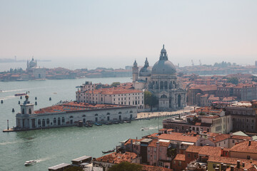 Wall Mural - Panoramic view of Venice city and Basilica di Santa Maria della Salute