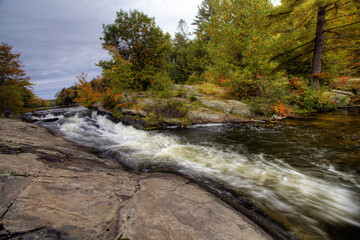 Dee Bank Falls in Ontario, Canada in fall