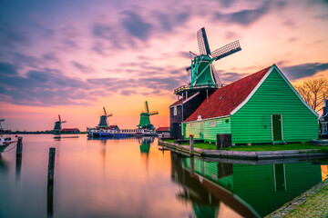 Wall Mural - Zannse schans traditional dutch windmill village - old exposure