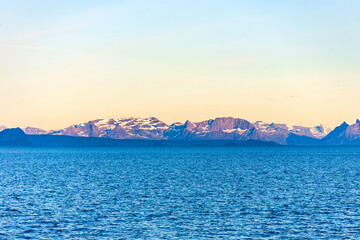 Canvas Print - Norwegian Lofoten coastline in morning light